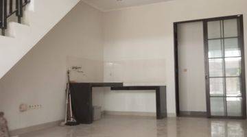 Gambar 4  Rumah Kontrakan Unfurnished di Green Lake City