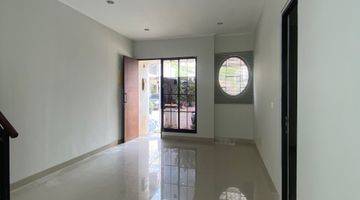 Gambar 2 DISEWAKAN RUMAH MURAH 4kt Siap Huniiii  Unfurnished