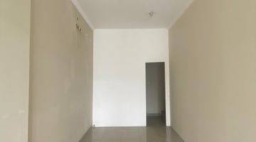 Gambar 5  Ruko di Green Lake City 286 m² Unfurnished