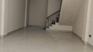 Gambar 4  Ruko di Green Lake City 286 m² Unfurnished