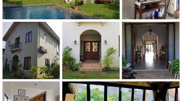 Gambar 1 Tuscany Barn Style Home in South Jakarta