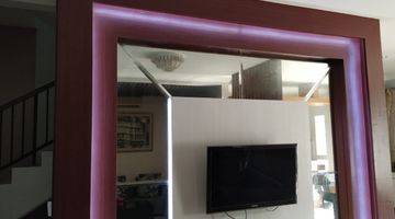 ruang keluarga rumah keren luas siap huni