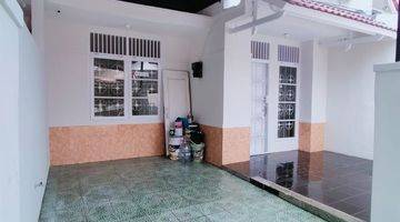 Gambar 2 Dijual Cepat Rumah Minim. Di Taman Harapan Baru,  Bekasi
