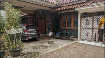 Gambar 1 Dijual rumah luas harga menarik dijakarta selatan