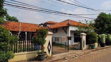 Gambar 1 Jual Cepat Rumah Tua di Tengah Kota Tangerang Rumah SHM Butuh Renovasi Selatan