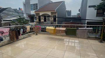 Gambar 1 Dijual Cepat Rumah 3 Lt di Hibrida, Kelapa Gading SHM