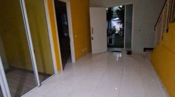 Gambar 3 Di jual Rumah siap huni , harga special di komplek Vanya Park BSD 