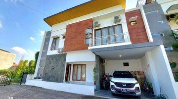 Gambar 2 Maguwo Mansion Rumah Mewah Cluster 2 Lantai Full Furnished di Maguwo