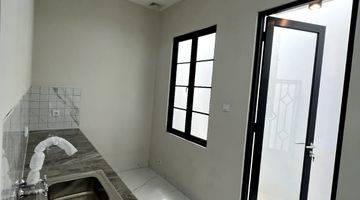 Gambar 5 Dijual Rumah 2 lantai Brand New Bangunan Mandiri 