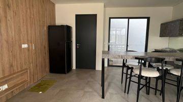 Gambar 2 Disewakan Rumah Modern Siap Huni Furnished Bsd