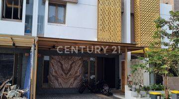 Gambar 1 Rumah Bagus 3 Lantai Heritage Residence Jakarta Barat  S7405