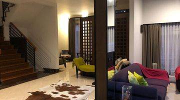 Gambar 3 Rumah 2 Lantai Bagus Furnished di Bintaro, Tangerang Selatan, Mel