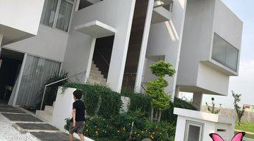 Gambar 1 Dijual Rumah Cantik di Asera One East Harapan Indah Bekasi 