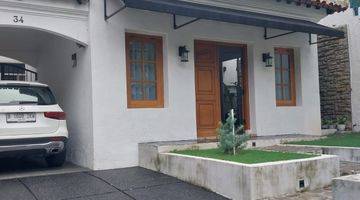 Gambar 1 Rumah Mungil Nuansa Vila Dijakarta Selatan