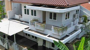 Gambar 1 Rumah Modern Terawat Pondok Indah