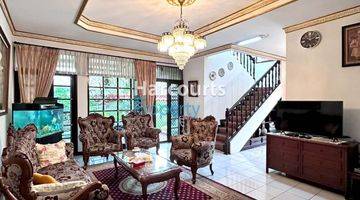 Gambar 2 Rumah Classic Terawat Posisi Hook Area Pondok Indah, Jakarta Selatan