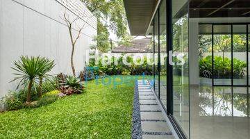 Gambar 2 Rumah Brand New Luxurious And Comfortable Area Kemang, Jakarta Selatan