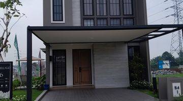 Gambar 1 Rumah 2 Lantai Dekat Dengan Pasilitas Umum Rumah