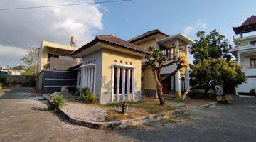 Gambar 1 Rumah Mewah 2 Lantai Hook Dalam Perumahan Elite Di Medari Jalan Magelang Km 16 Dekat Rsud Sleman

harga: 2.55 Milyar [ Nego ]
------------------------------------------
legalitas: Shm Imb

akses Jalan Lebar

maghnet Kawasan:
dekat Polres Sleman
dekat Pasa