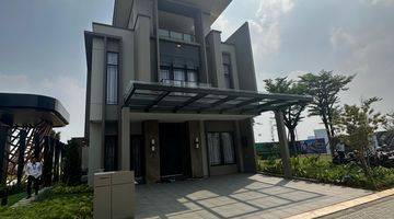 Gambar 3 Pasadena dengan Attic Room Gading Serpong Pusat