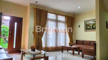 Gambar 4 RUMAH 3 LT FULL FURNISHED SHM SARIMADU SARIJADI