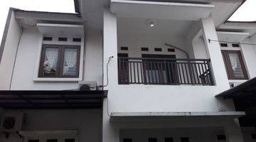 tampak depan rumah siap huni di bawah