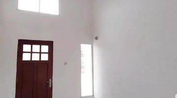 ruang tamu rumah siap huni shm di