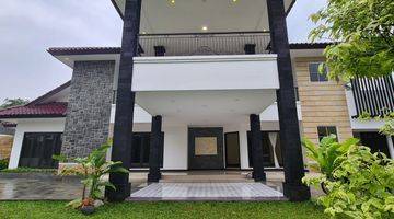 Gambar 1 House For Lease Mediterranean Architecture At The Center Of Bsd 