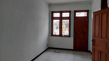 Gambar 4 Rumah komplek minagapura meruya bagus 200 meter 