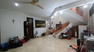 Gambar 3 Rumah intercon kebon jeruk rapi dan siap huni 
