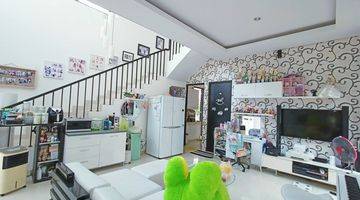 ruang keluarga rumah 2lt cluster gtb taman