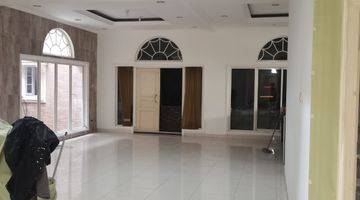 Gambar 4 Dijual Rumah Mewah Gold Coast, Pik 1