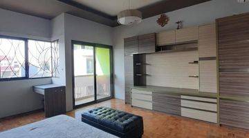 Gambar 1 Dijual Rumah Full Marmer Semi Furnish Permata Buana