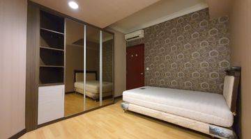 Gambar 2 Dijual Apartemen Kondominium Taman Anggrek Semi Furnish, Bagus