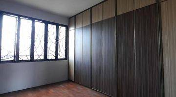 Gambar 5 Dijual Rumah Full Marmer Semi Furnish Permata Buana