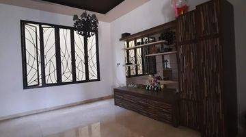 Gambar 3 Dijual Rumah Full Marmer Semi Furnish Permata Buana