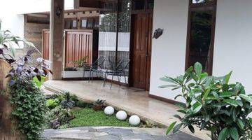 Gambar 4 Rumah Modern Cantik Lokasi di Setra Sari 