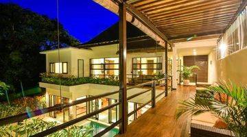 Gambar 4 Luxury villa beachside pantai mertasari sanur denpasar bali