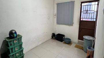 Gambar 2 Jual Rugi !!! Rumah Di Poris 3 Lantai Dan 3 Kt. Semi Furnished