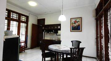 Gambar 1 Dijual Rumah Lama Area Cipete Jakarta Selatan Unfurnished 