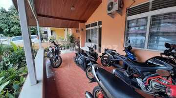 garasi/carport rumah dan kosan di dekat