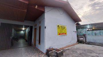 tampak depan rumah kosan putra 12 kamar