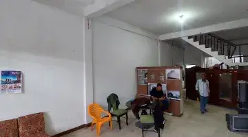 ruang tamu rumah 2 lantai di jln.dobi