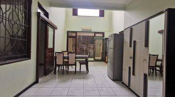 Gambar 2 Dijual Rumah Graha Family Full Renovasi Dkt Dian Istana 