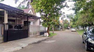 Gambar 1 Dijual rumah bagus di bsd kencana loka