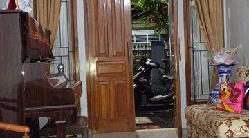 Gambar 3 Rumah Akses Jalan 2 Mobil Di Duren Sawit S7934