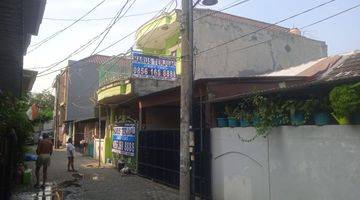 Gambar 5 Rumah 2 Lantai Dengan Lingkungan Nyaman di Cluster Flamboyan Cipondoh, Tangerang 