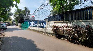 tampak depan dijual bangunan hanya harga tanah
