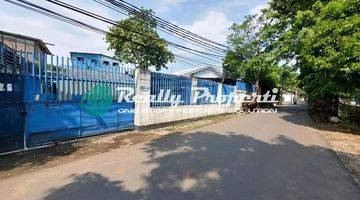 tampak depan dijual bangunan hanya harga tanah