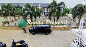 foto lainnya rumah baru 2 lantai dalam